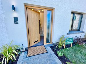 Photo 9- click for photo gallery